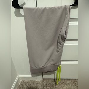 FIGS LIVINGSTON SCRUB PANTS!!